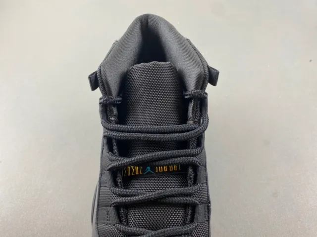 Air Jordan 11 Black Turquoise Jumpman Basketball Shoes 6