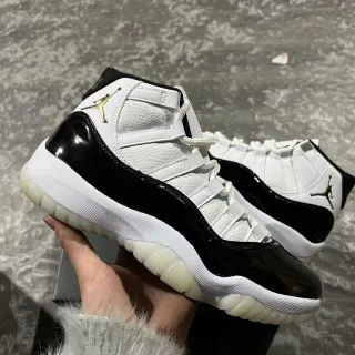 Air Jordan 11 White Black Gold Basketball Shoes