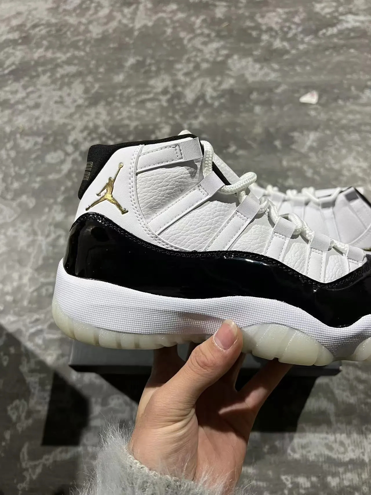 Air Jordan 11 White Black Gold Basketball Shoes 10
