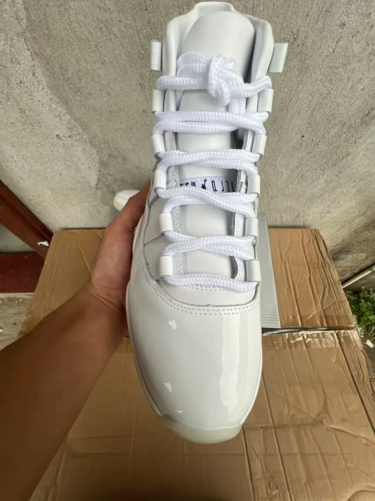 Air Jordan 11 Chaussures de basket Blanc en cuir patenté 3