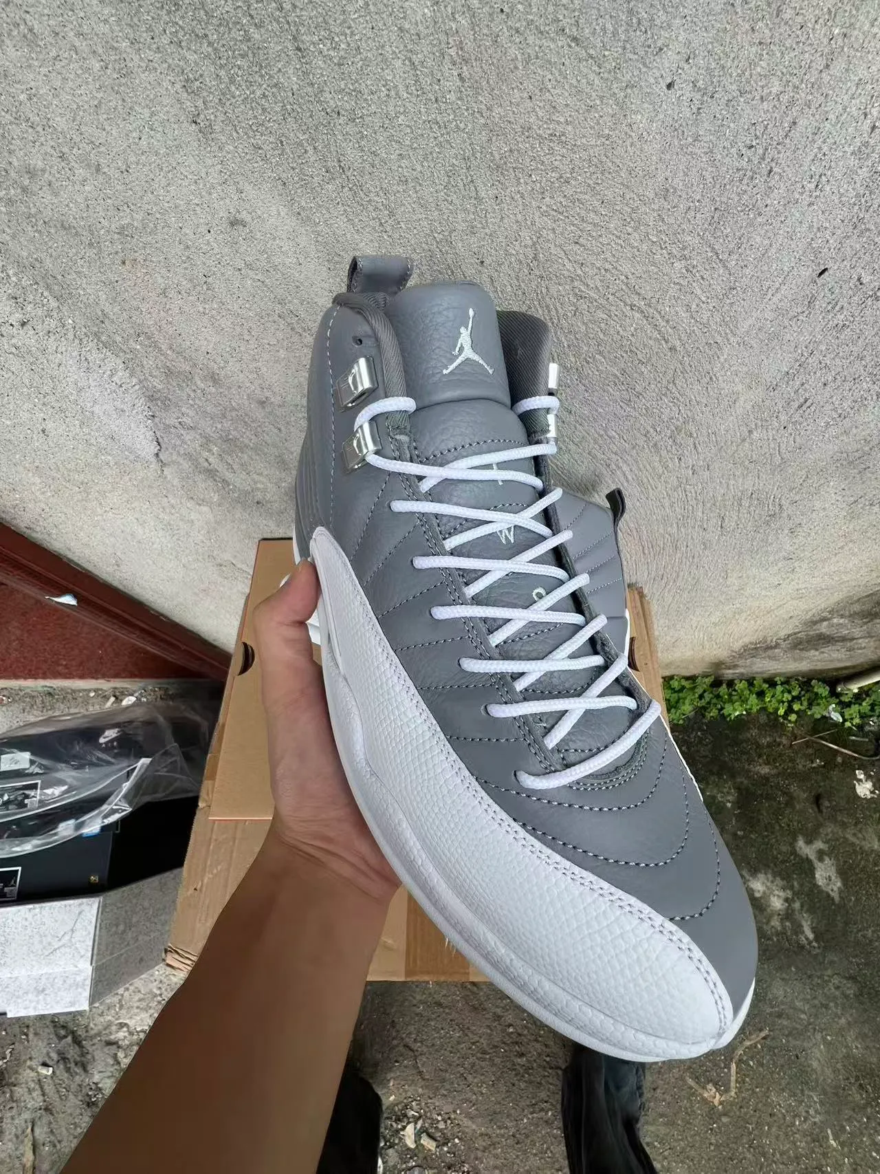 Air Jordan 12 Gray and White Basketball Shoes 6