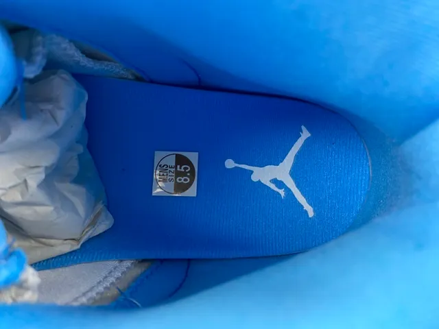 Air Jordan 12 White Blue Basketball Shoes 7