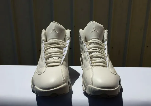 Air Jordan 13 Off-White Gray Basketball Shoes 3
