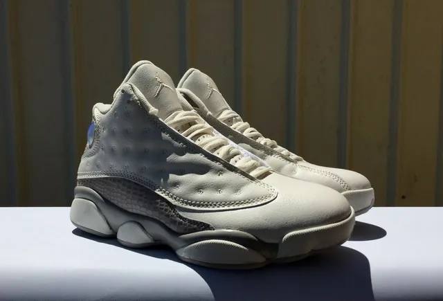 Air Jordan 13 Off-White Gray Basketball Shoes 5