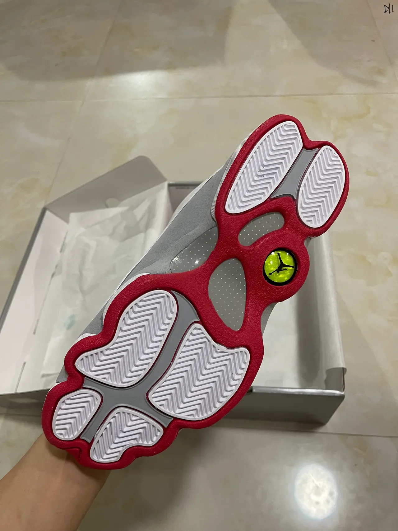 Air Jordan 13 Chaussures de Basketball Blanc Gris Rouge 6