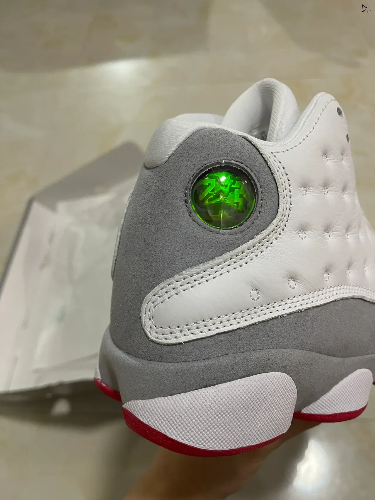 Air Jordan 13 Chaussures de Basketball Blanc Gris Rouge 8