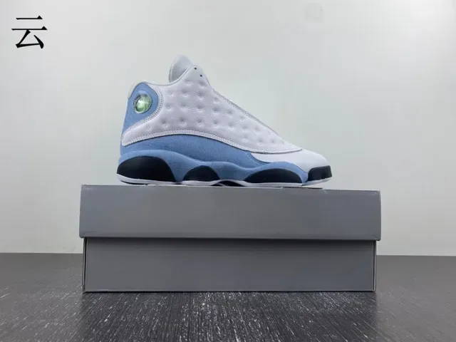 Air Jordan 13 Blanc Bleu Clair Noir Jaune Vert Joyau Chaussures de Basketball 3