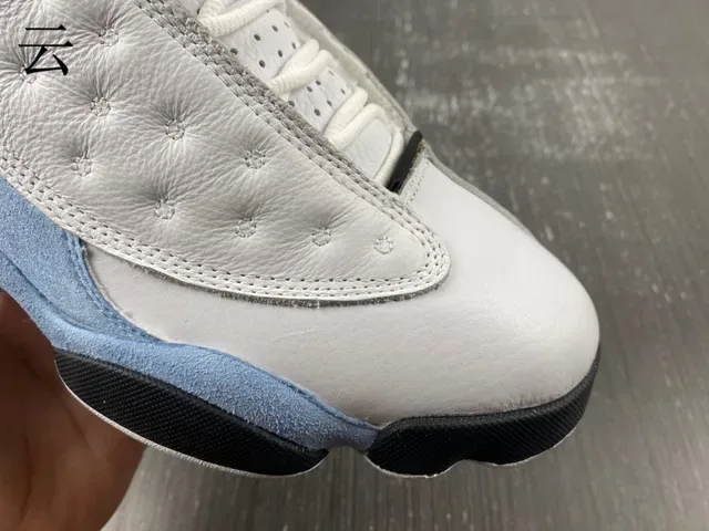 Air Jordan 13 Blanc Bleu Clair Noir Jaune Vert Joyau Chaussures de Basketball 16