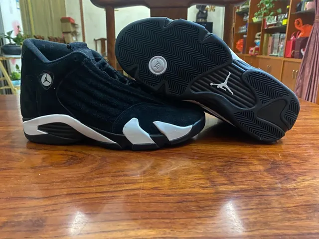 Air Jordan 14 Black and White Basketball Shoes 11