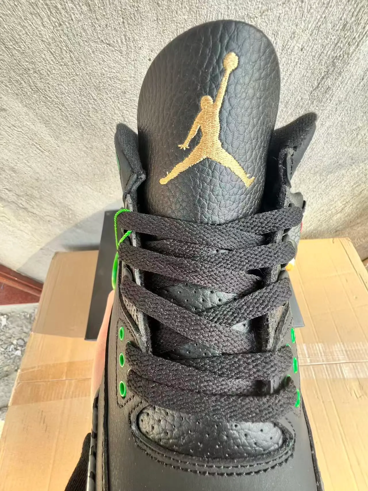 Chaussures de basketball Air Jordan 3 noir éléphant vert 4