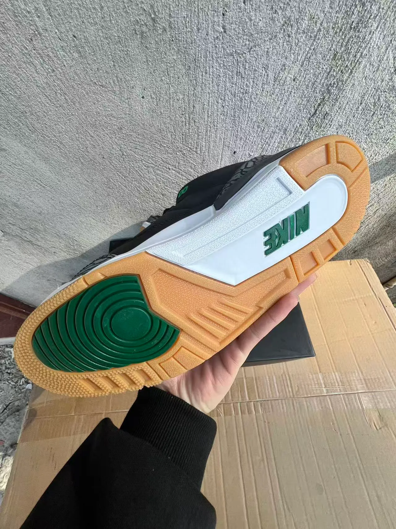 Chaussures de basketball Air Jordan 3 noir éléphant vert 6