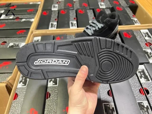 Air Jordan 3 Chaussures de Basketball Noir Olive Imprimé Éléphant 22
