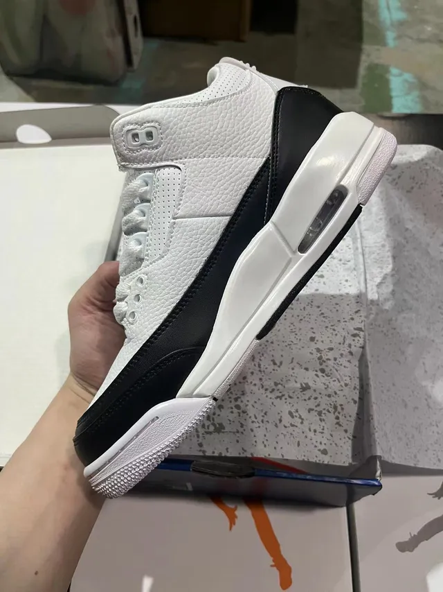Air Jordan 3 White Black Basketball Shoes 3