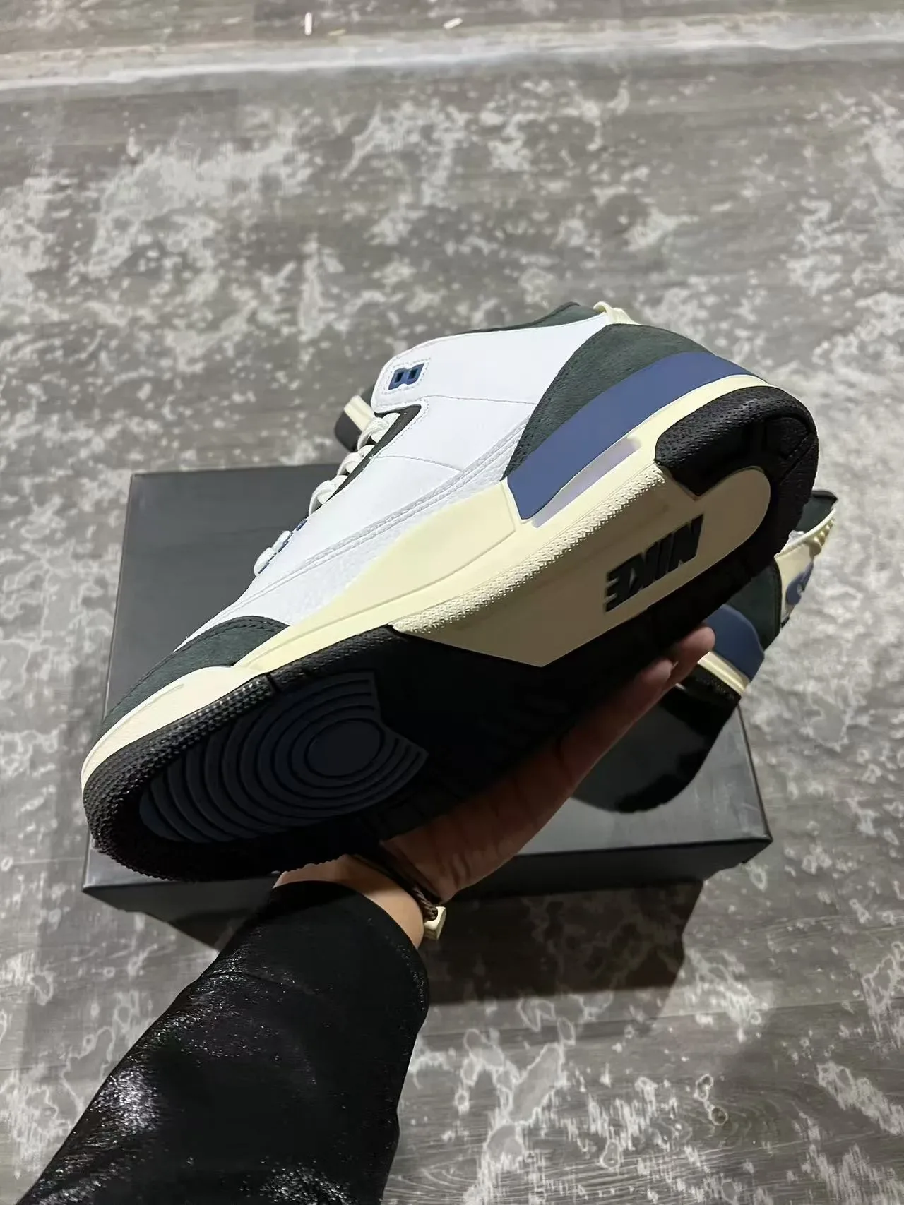 Air Jordan 3 White Black Navy Chaussures de Basketball 6
