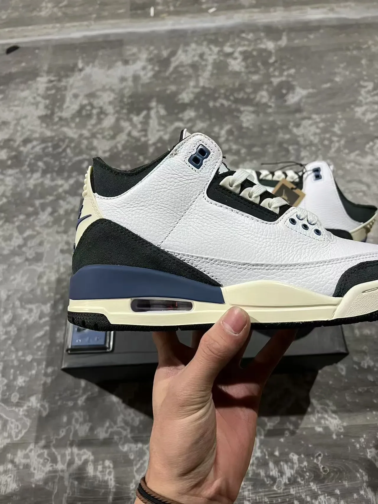 Air Jordan 3 White Black Navy Chaussures de Basketball 7