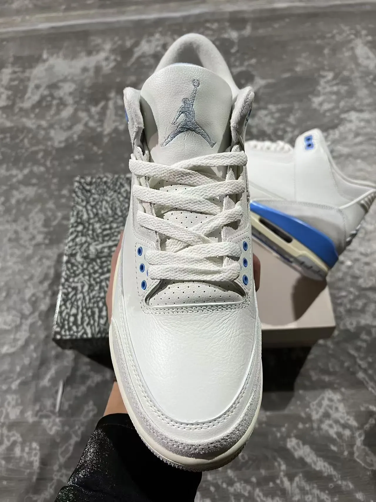 Air Jordan 3 Chaussures de Basketball Blanc Bleu Éléphant 3
