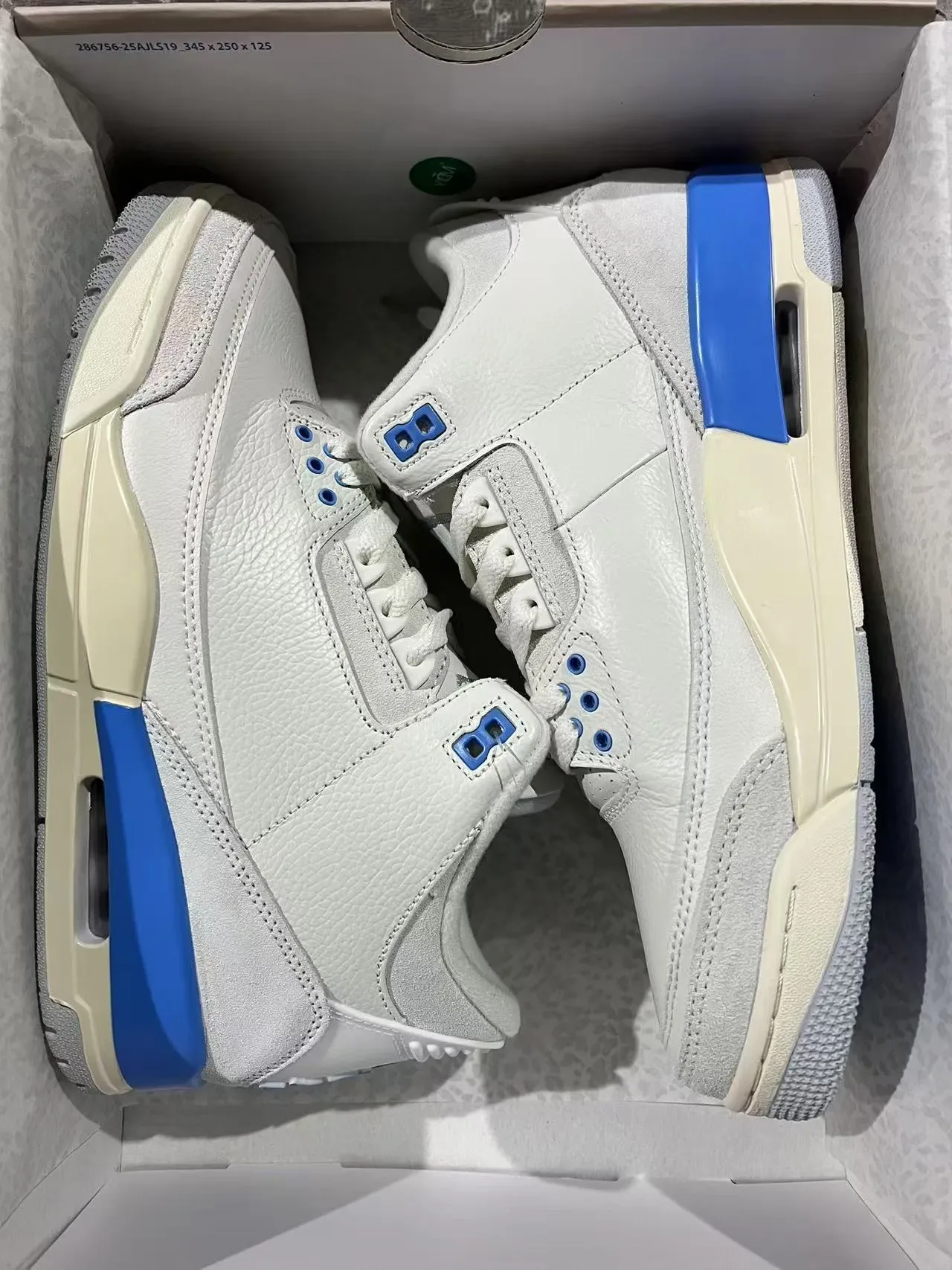 Air Jordan 3 Chaussures de Basketball Blanc Bleu Éléphant 9