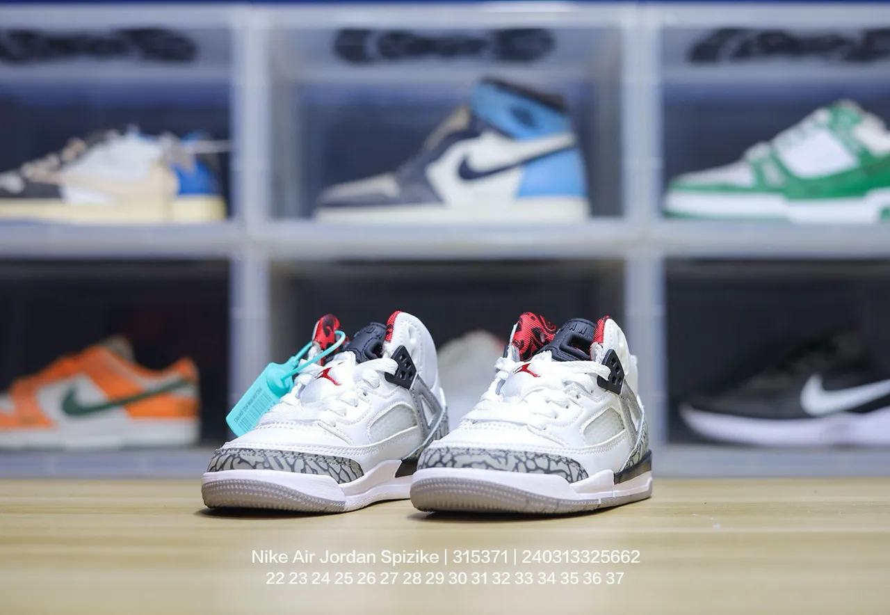 Air Jordan 3 White Blue Red Elephant Print Basketball Shoes 18