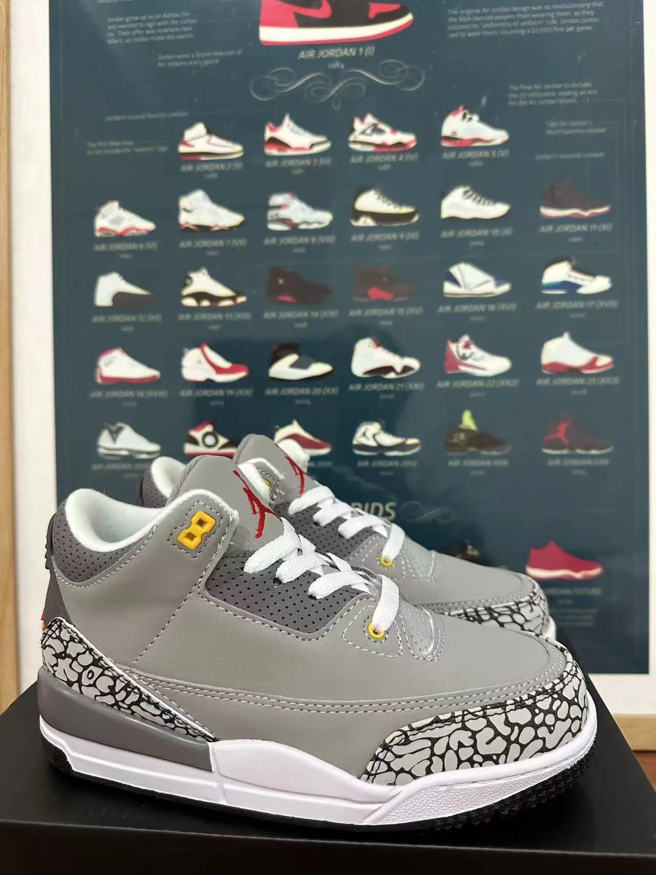 Air Jordan 3 White Elephant Print Basketball Shoes 13