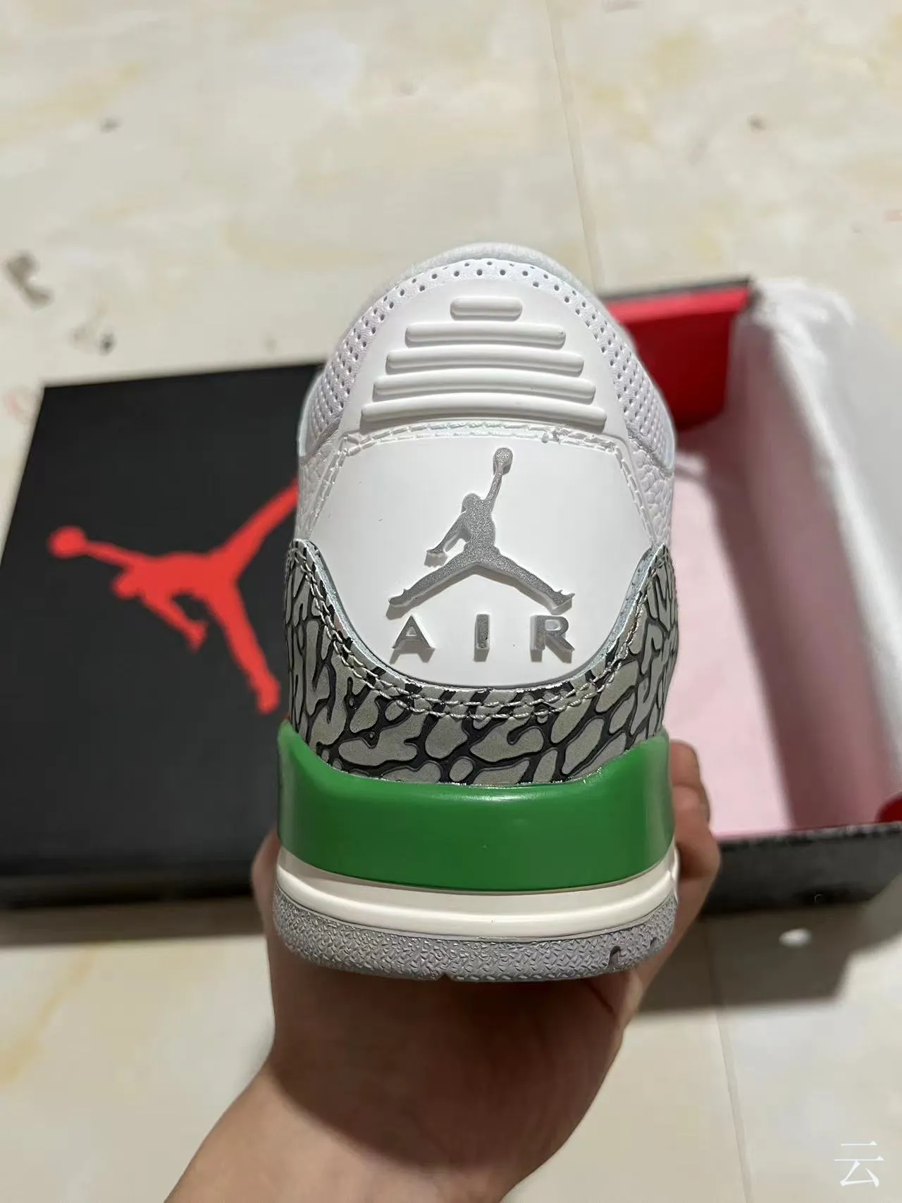 Air Jordan 3 White Green Elephant Basketball Shoes 5