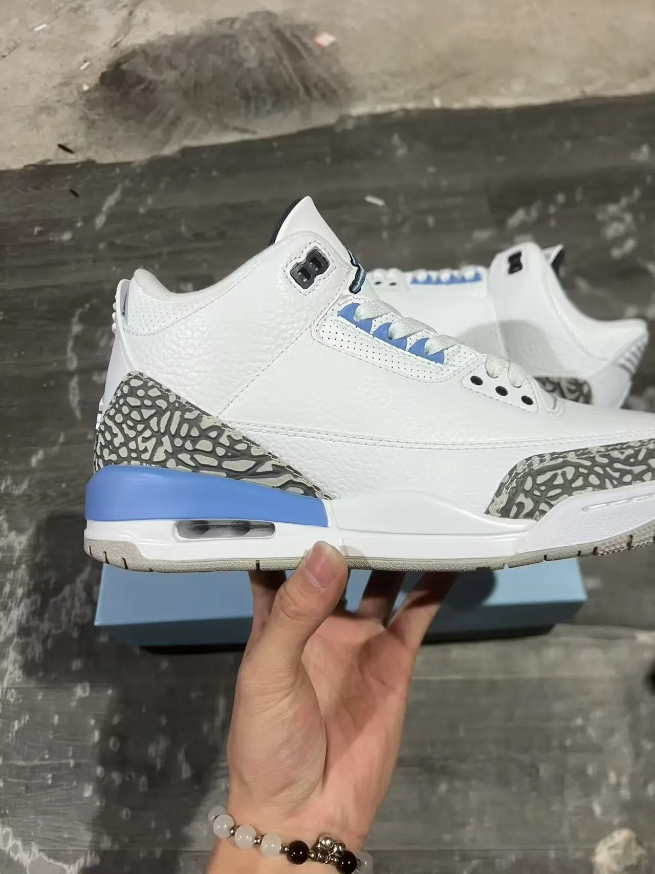 Air Jordan 3 Chaussures de Basket Blanc Bleu Clair Imprimé Éléphant 7