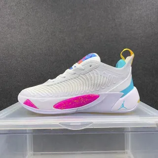 Air Jordan 37 Low White Jade Powder Basketball Shoes