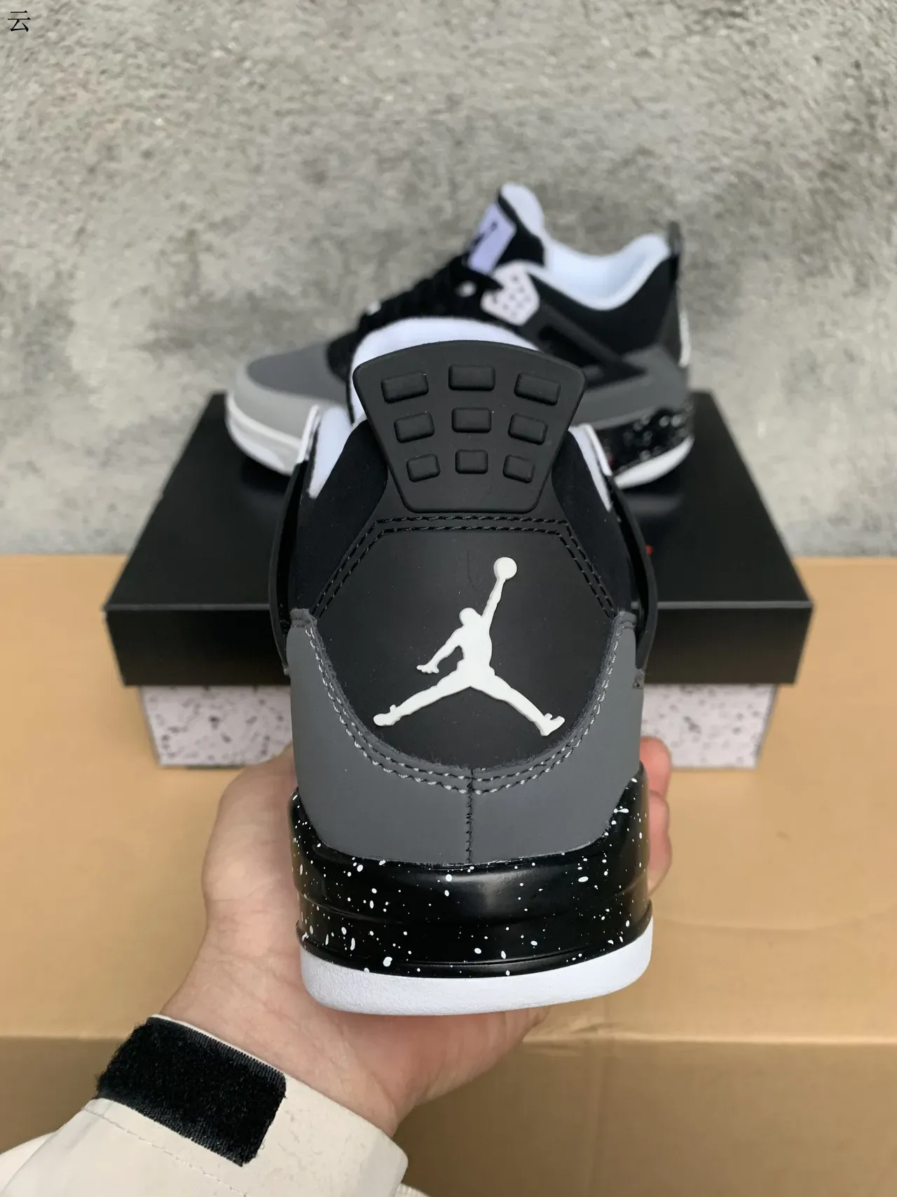 Air Jordan 4 Preto Cinza Branco Speckled Tênis de Basquete 3