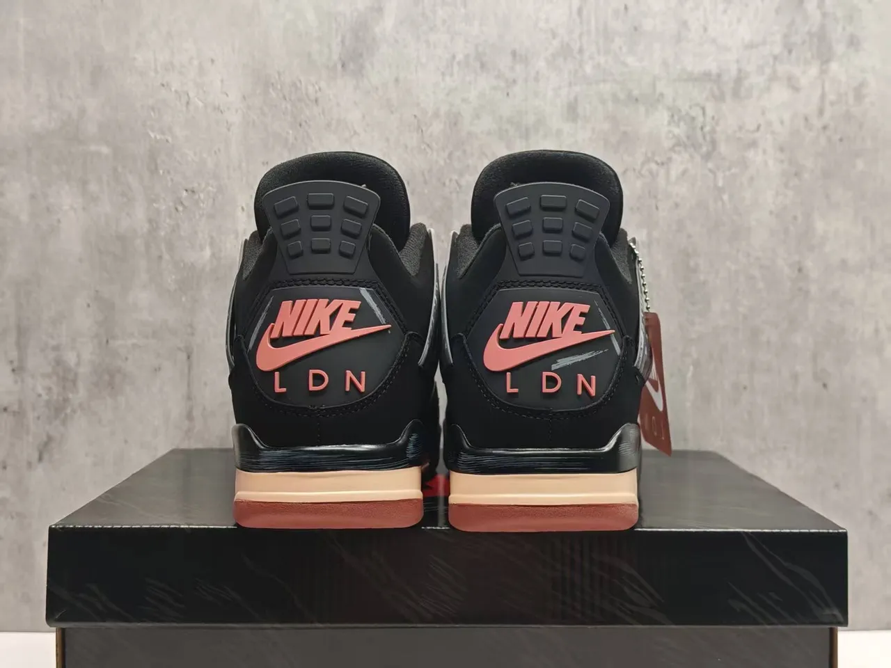 Air Jordan 4 Black Orange Basketball Shoes 5