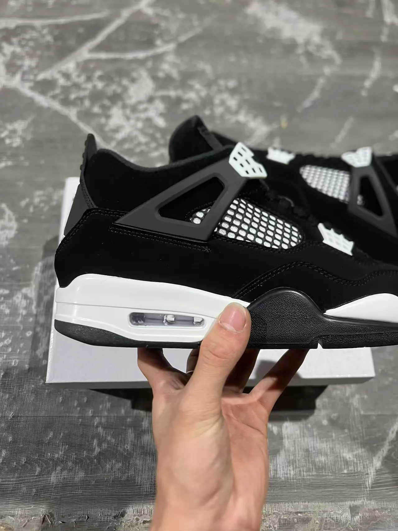 Zapatillas de baloncesto Air Jordan 4 blanco y negro 7