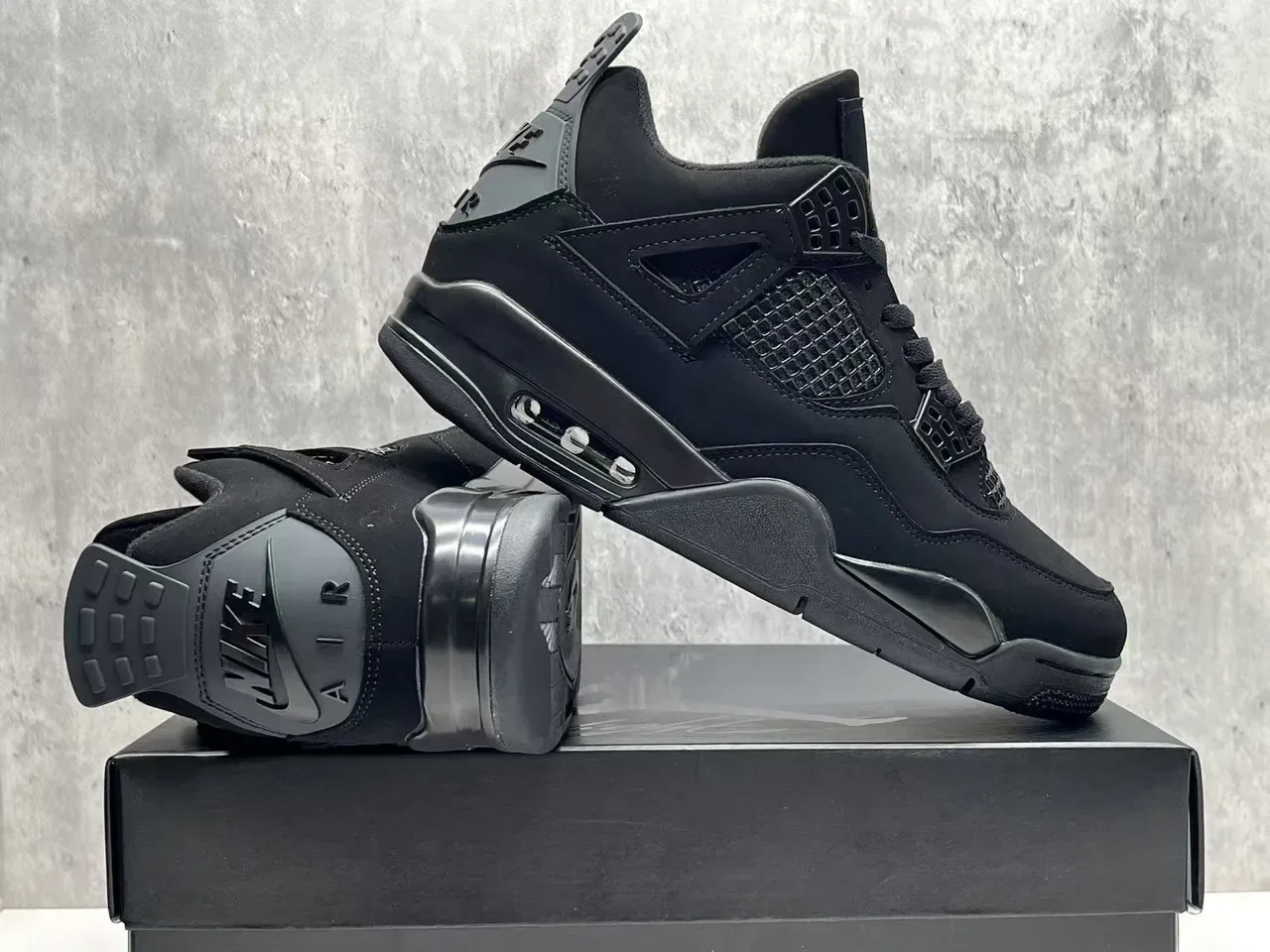 Air Jordan 4 Chaussures de Basketball Noires Monochromatiques 2