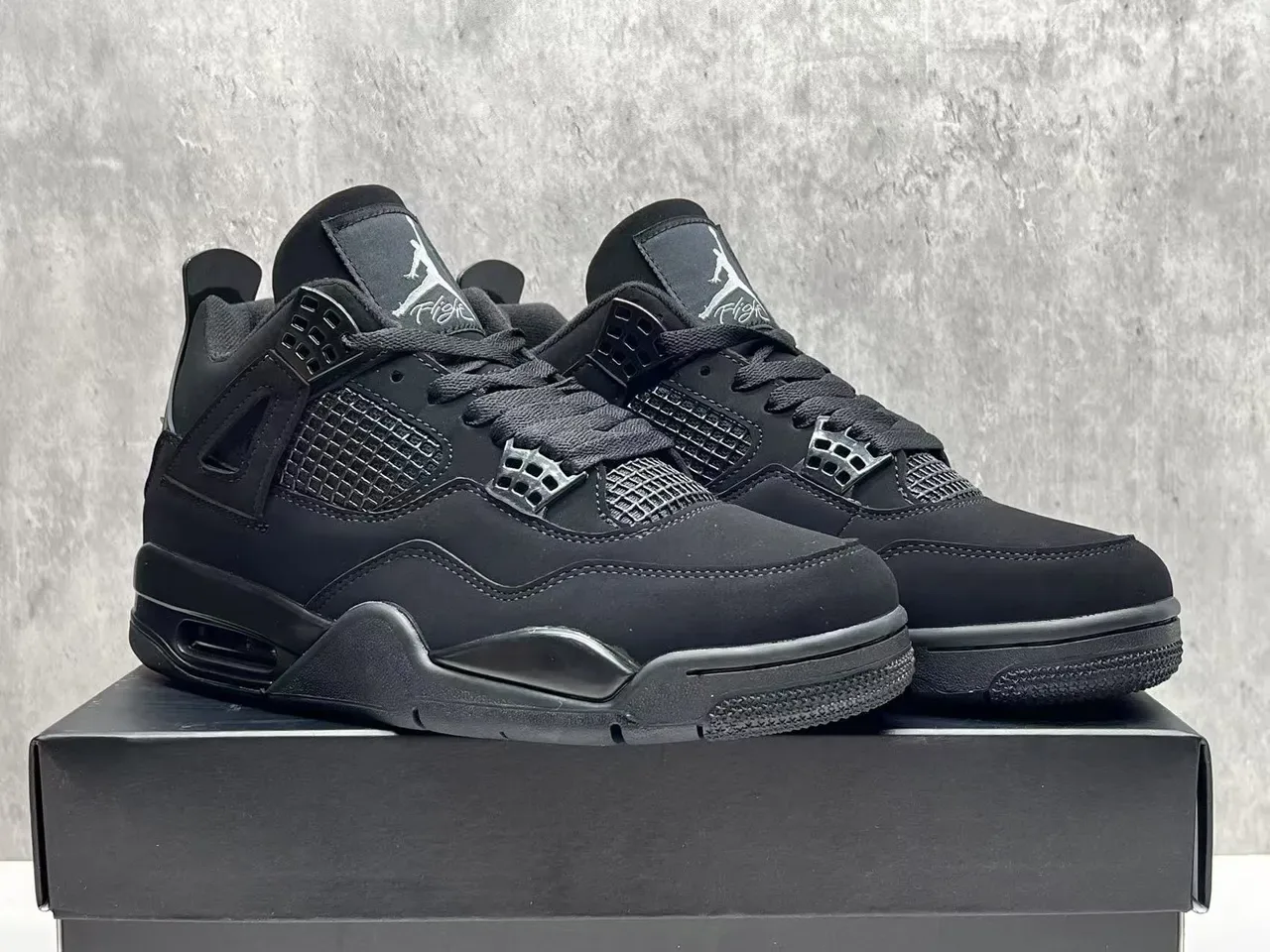 Air Jordan 4 Chaussures de Basketball Noires Monochromatiques 6