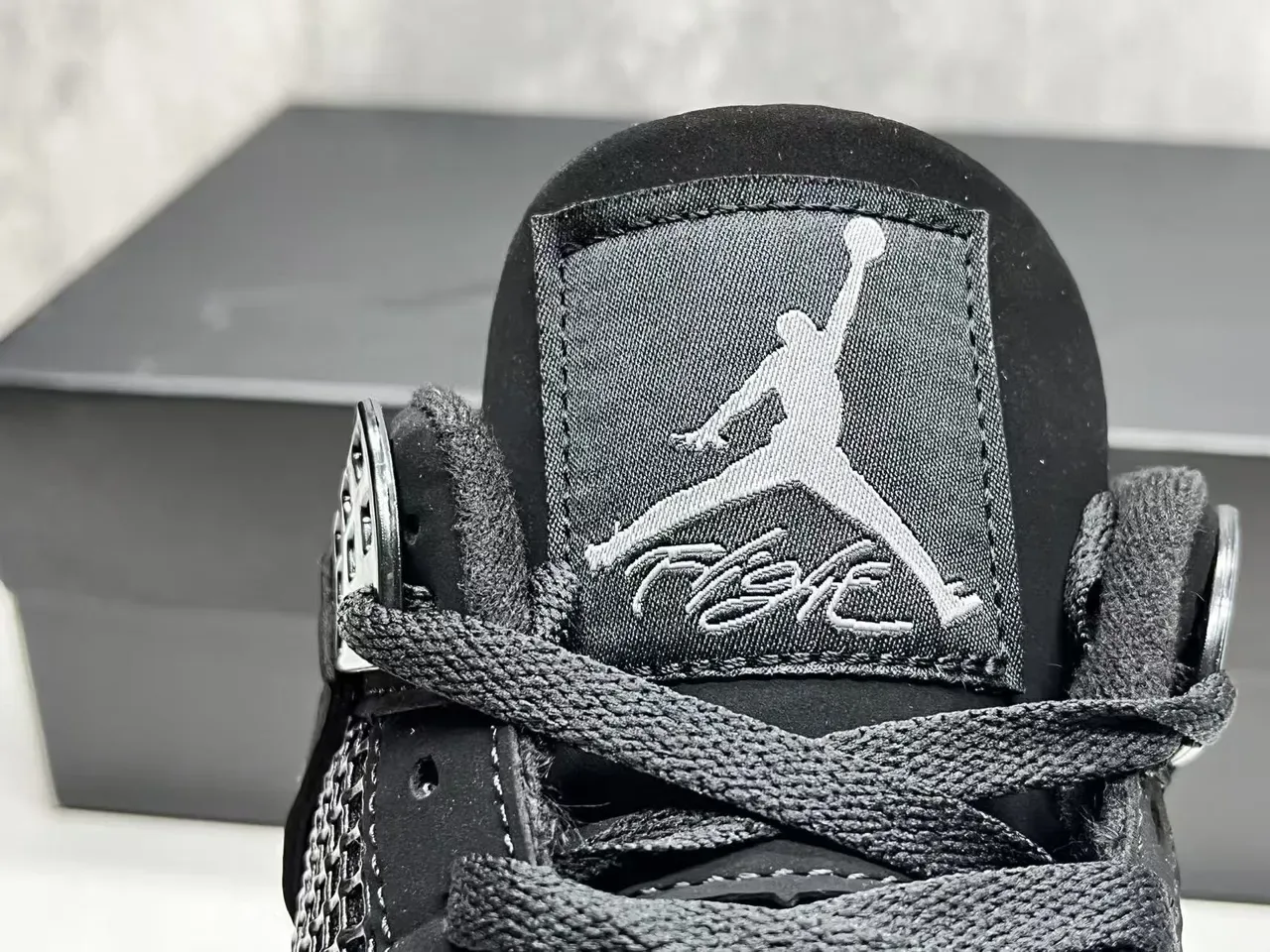 Air Jordan 4 Chaussures de Basketball Noires Monochromatiques 7