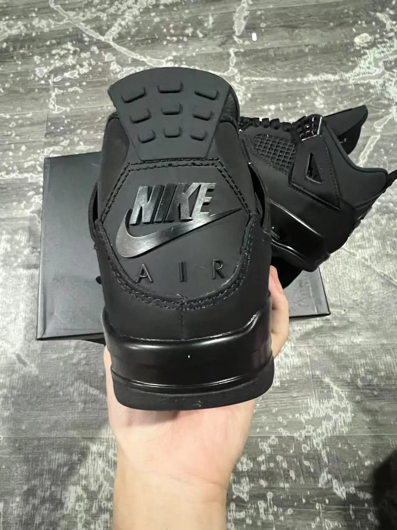 Chaussures de basketball Air Jordan 4 noir monochrome 8