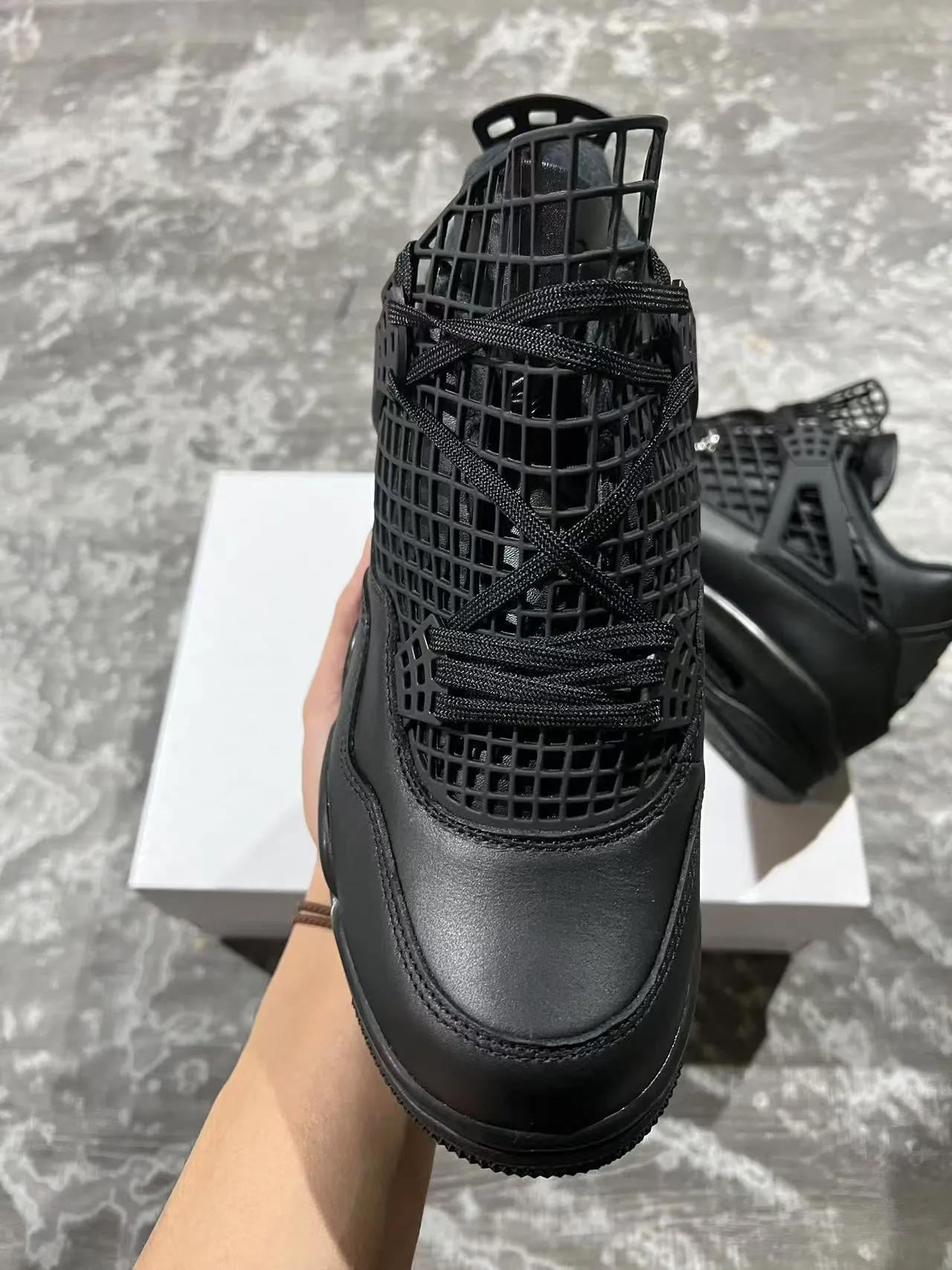 Chaussures de basketball Air Jordan 4 noir monochrome 3
