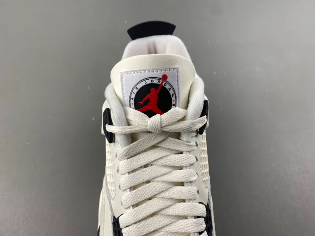 Air Jordan 4 Off-White and Black Basketball Shoes 6