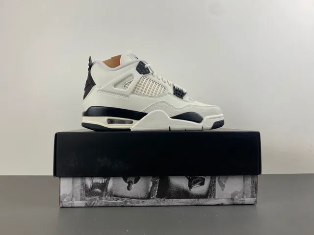 Air Jordan 4 Off-White and Black Basketball Shoes 15