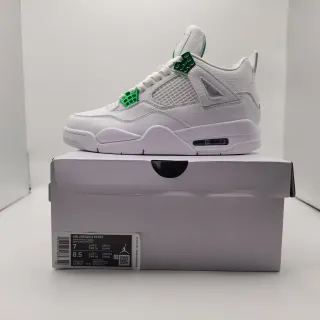 Air Jordan 4 Retro White/Metallic Green 篮球鞋