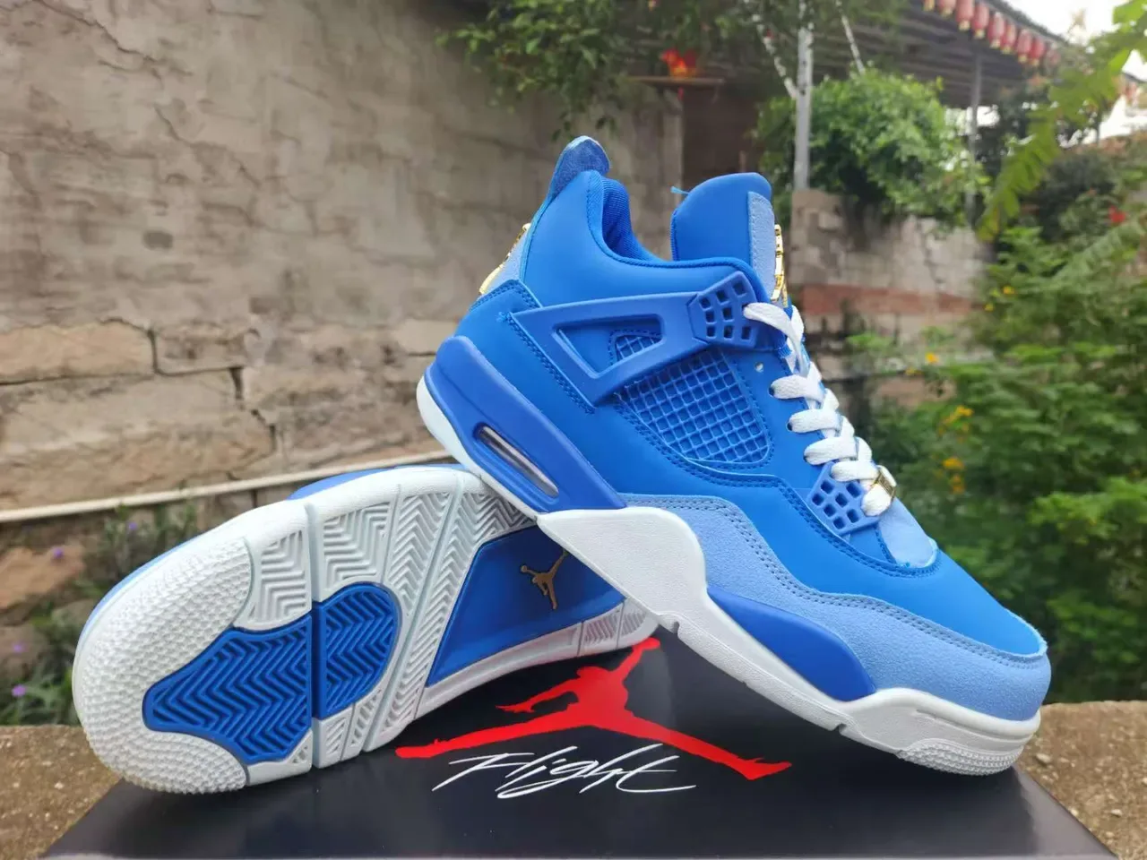 Air Jordan 4 Azul Real e Azul Claro Tênis de Basquete 3