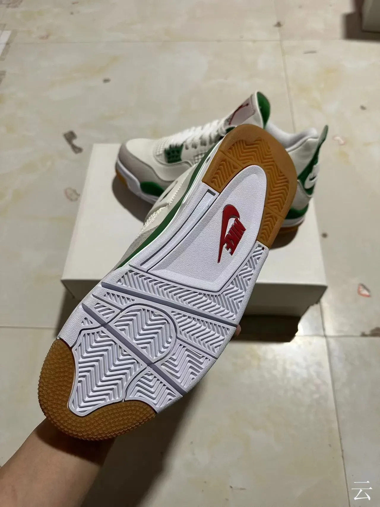 Air Jordan 4 White Green Gum Chaussures de basketball 6