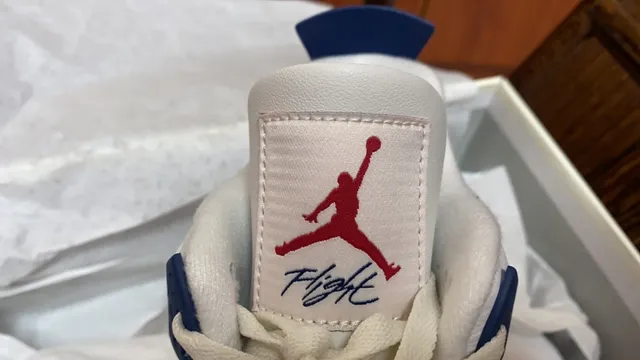 Air Jordan 4 White Navy Gum Basketball Shoes 5