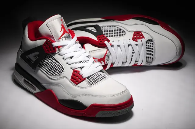 Air Jordan 4 White Red Black Basketball Shoes 4