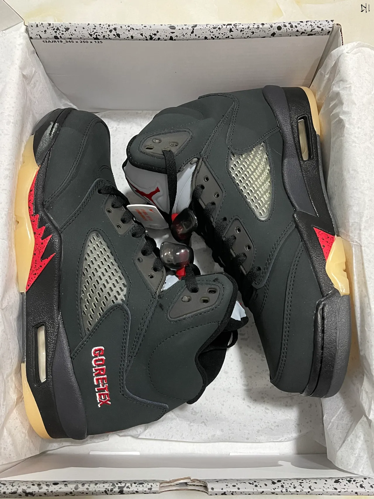 Air Jordan 5 Black Red Gum Basketball Shoes 7
