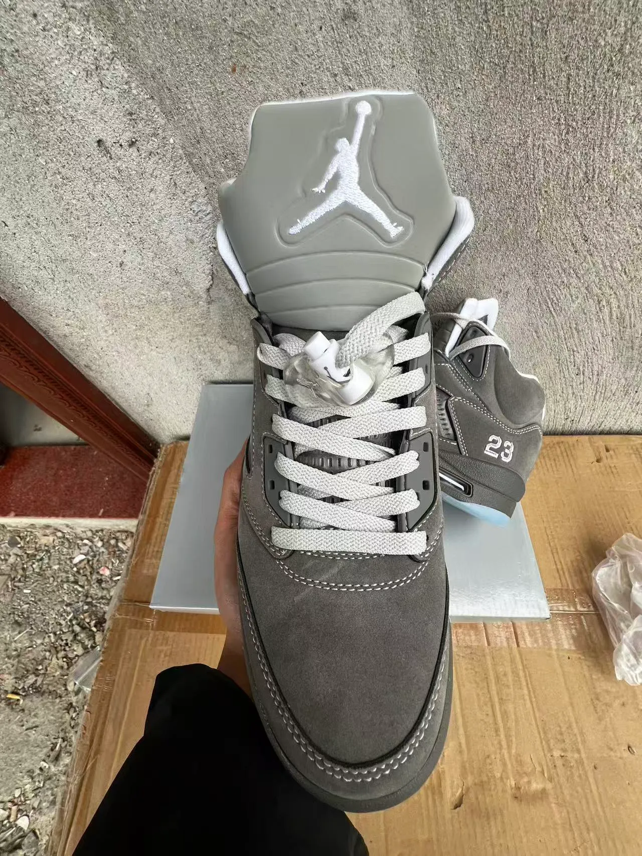 Air Jordan 5 Gray Ice Basketball Shoes 3