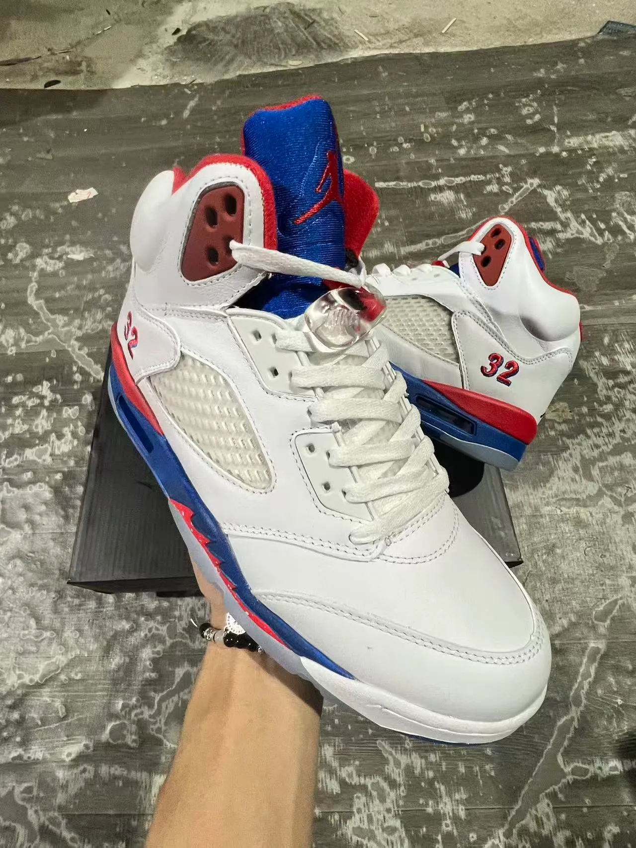 Air Jordan 5 Branco Vermelho Azul '32' Tênis de Basquete 9