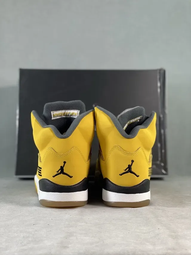 Air Jordan 5 Jaune Noir Argent Chaussures de Basketball 2