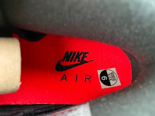 Air Jordan 6 Preto e Vermelho Tênis de Basquete 7