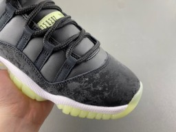Air Jordan Black Green High-Top Silhouette Layered And Gray Upper Basketball Shoes 2