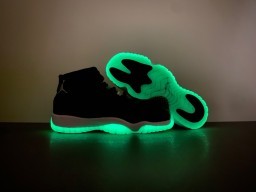 Air Jordan Black Green High-Top Silhouette Layered And Gray Upper Basketball Shoes 14