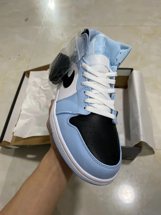 Air Jordan Blue Black High-Top Leather-Paneled Basketball Shoes 2