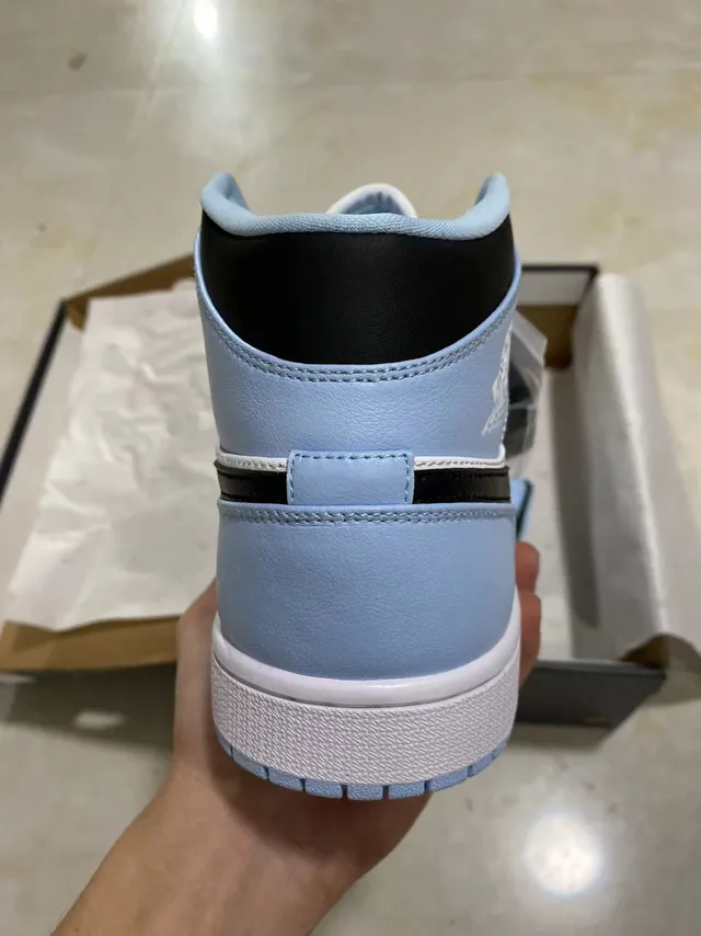 Air Jordan Blue Black High-Top Leather-Paneled Basketball Shoes 6